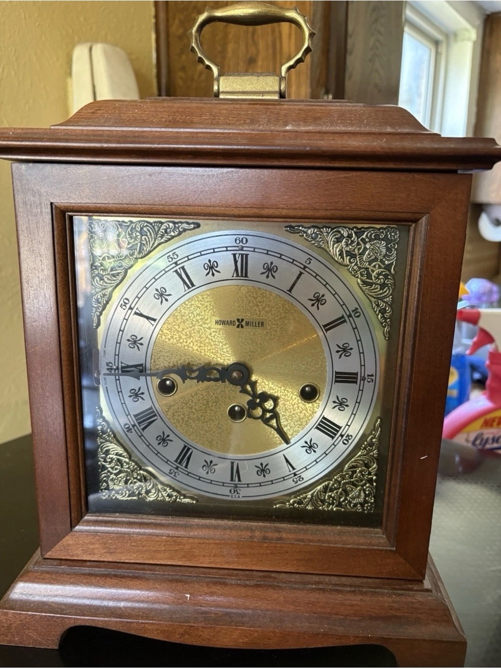 Vintage Howard Miller Brown and Gold Mantel Clock - with key
